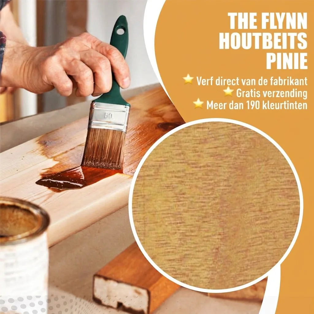 Hand beitst houten plank met The Flynn pijnboomkleur houtbeits. Close-up van houtnerf na aanbrengen.